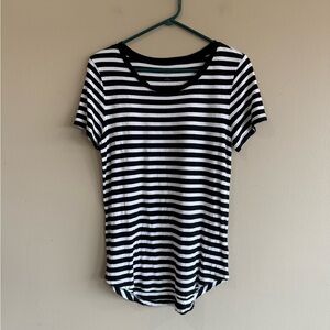NEW GAP Luxe Black and White Striped Short Sleeve Tee